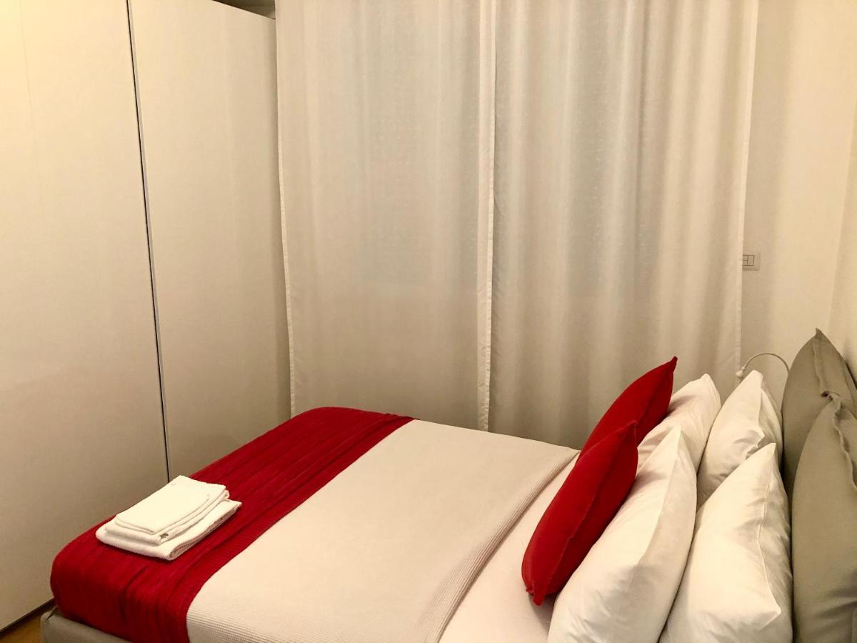 Apartament 900 M Da Duomo Mediolan Zewnętrze zdjęcie